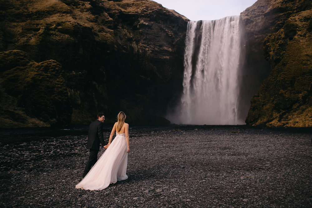 Icelandic Iceland Elopement Wedding Elope Photographer Eloping Reykjavík Vik Black Sand Beach Jökulsárlón Skogafoss Waterfall Vestrahorn Mountain Liz Osban Photography Destination 95.jpg